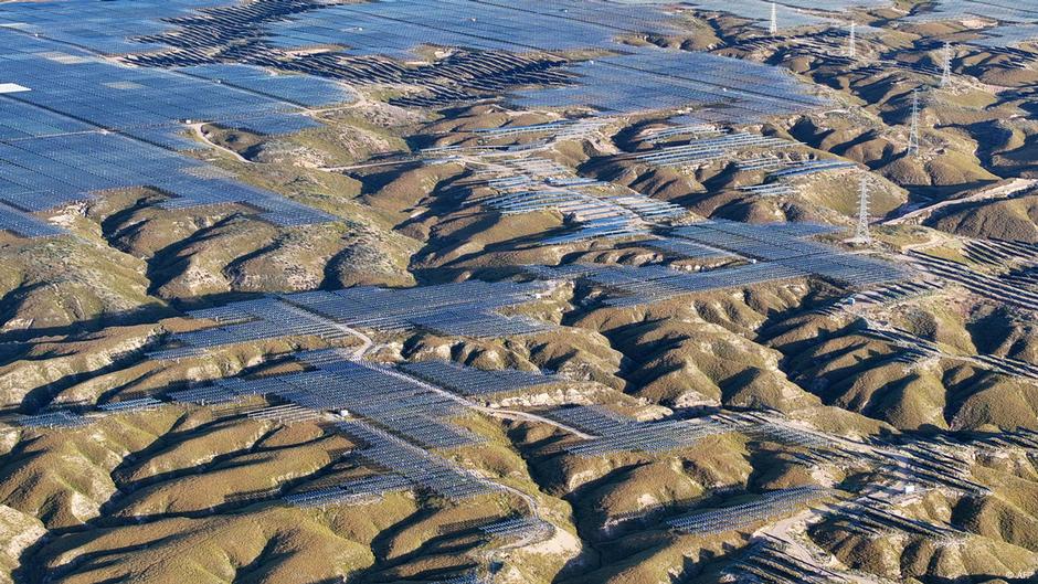 Renewables overtake coal in global electricity generation – DW – 10/07/2025